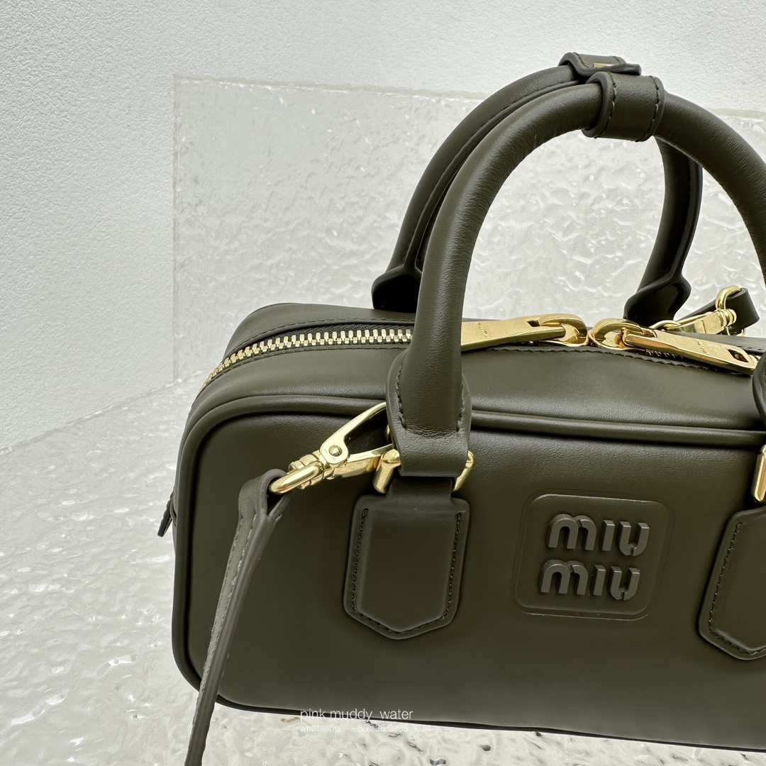 Arcadie leather handbag