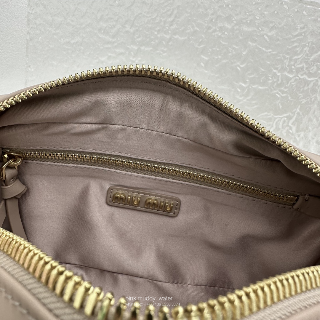 Arcadie leather handbag