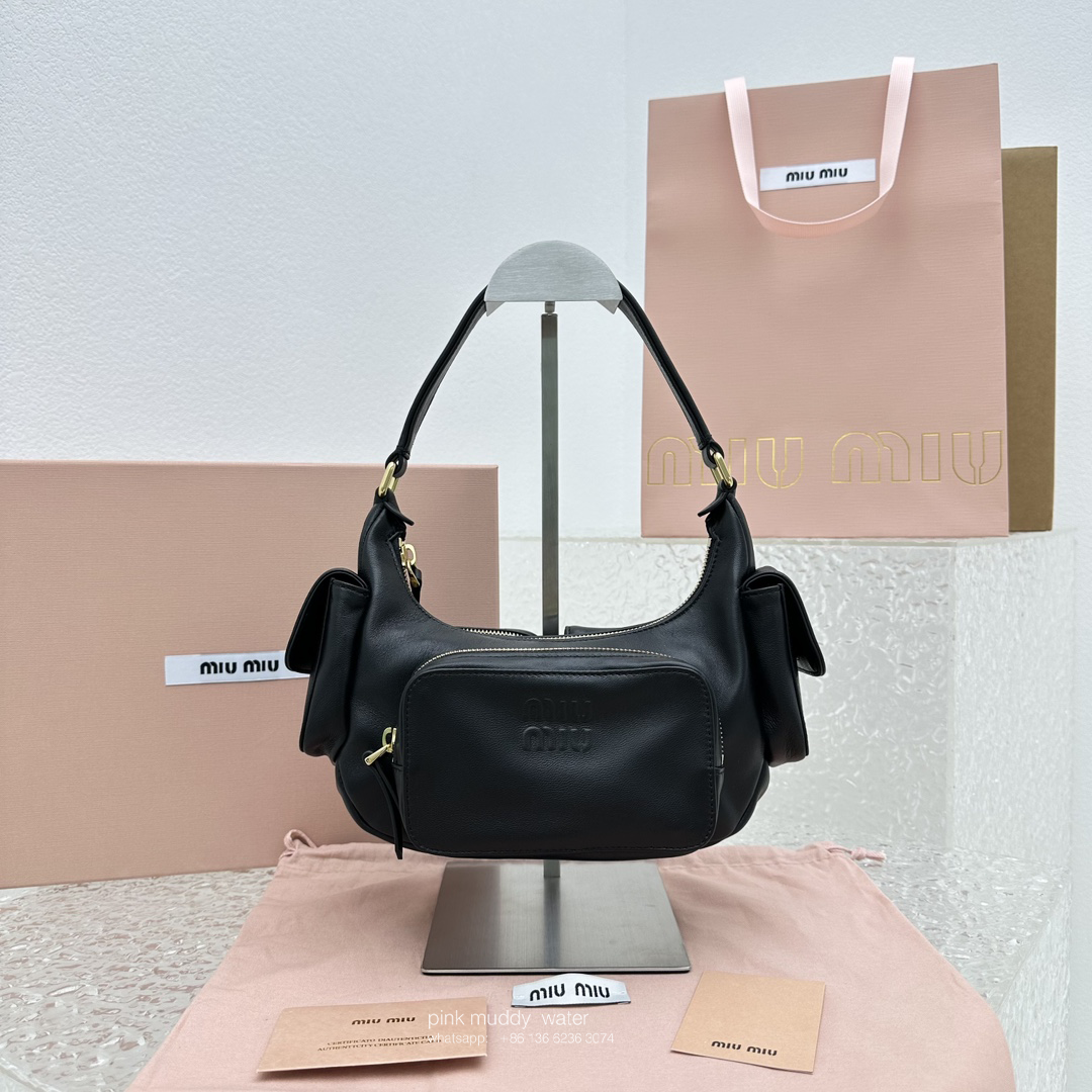 Nappa leather pocket bag