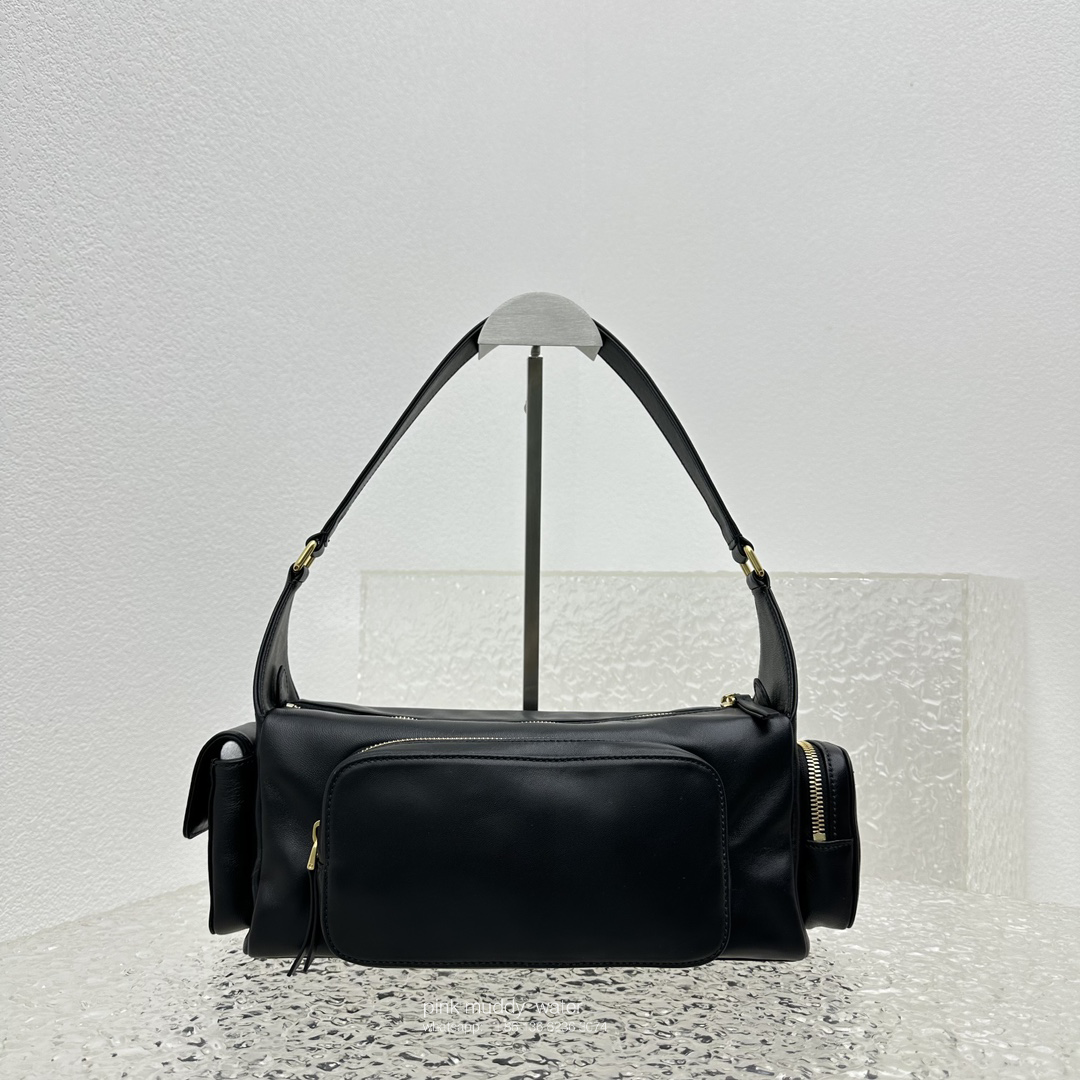 Nappa leather Pocket bag