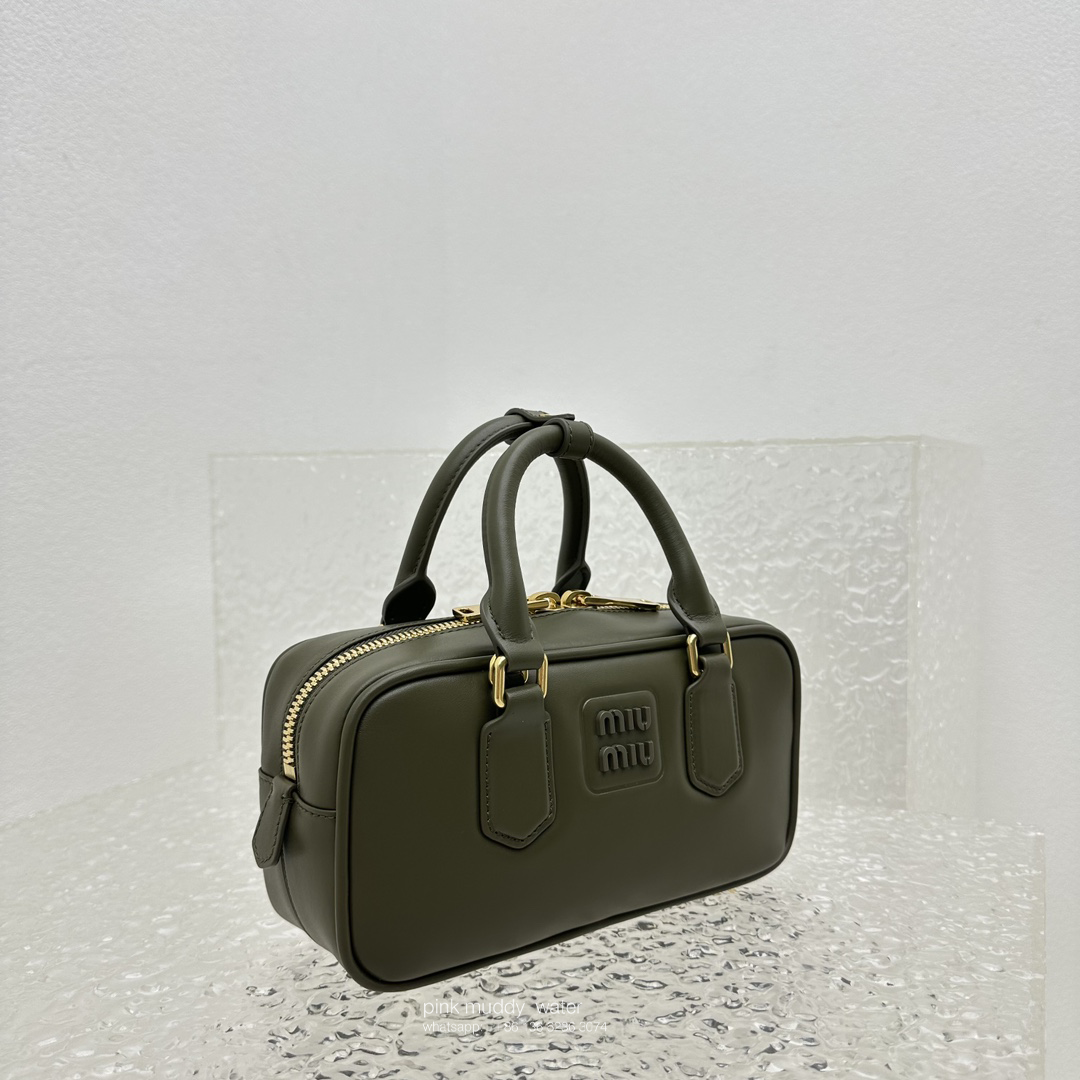Arcadie leather handbag