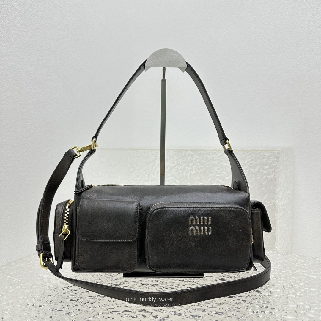 Nappa leather Pocket bag