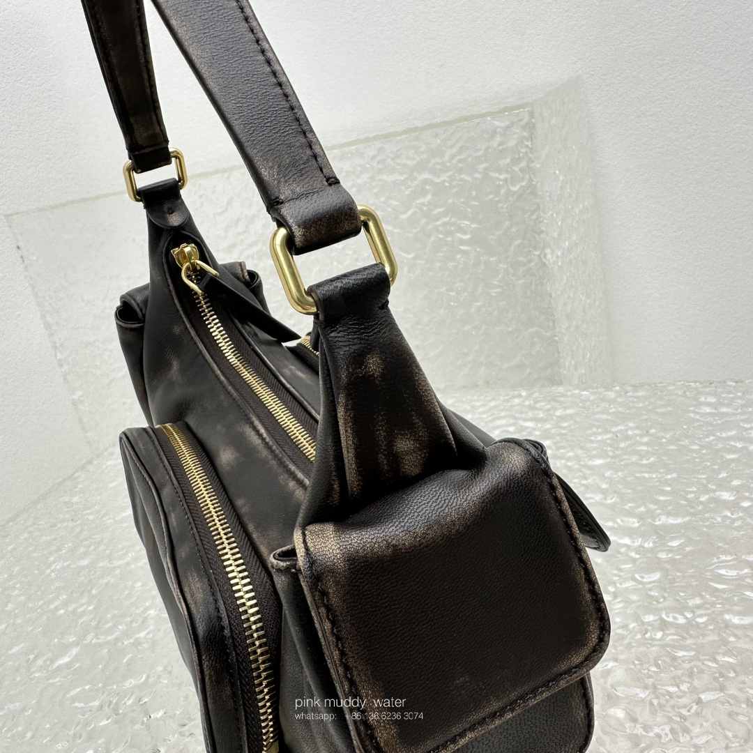 Nappa leather pocket bag