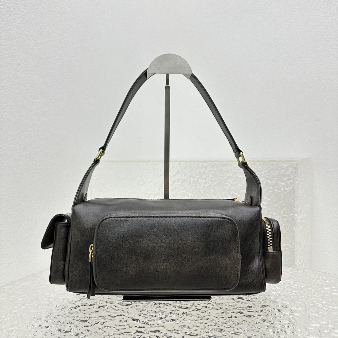 Nappa leather Pocket bag