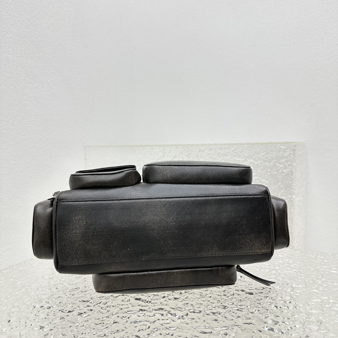 Nappa leather Pocket bag