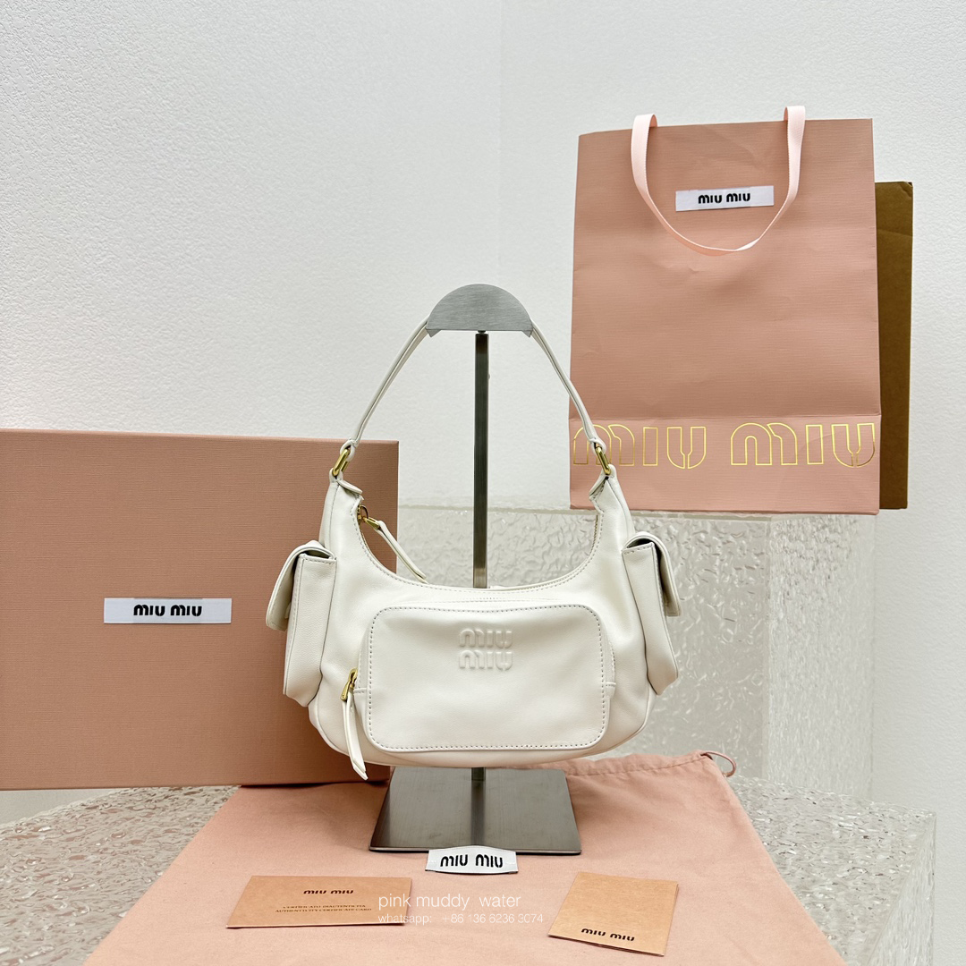 Nappa leather pocket bag