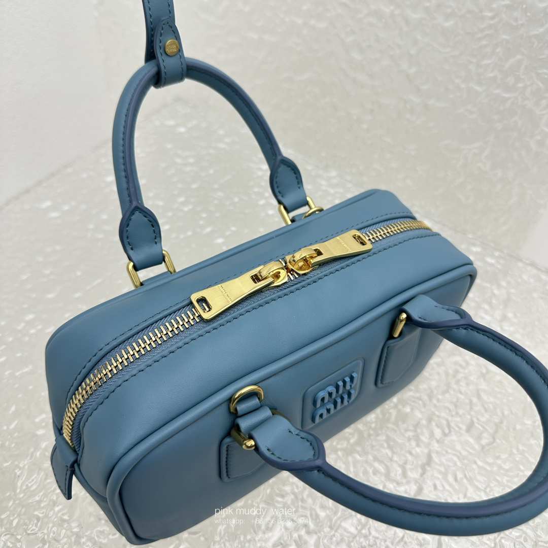 Arcadie leather handbag