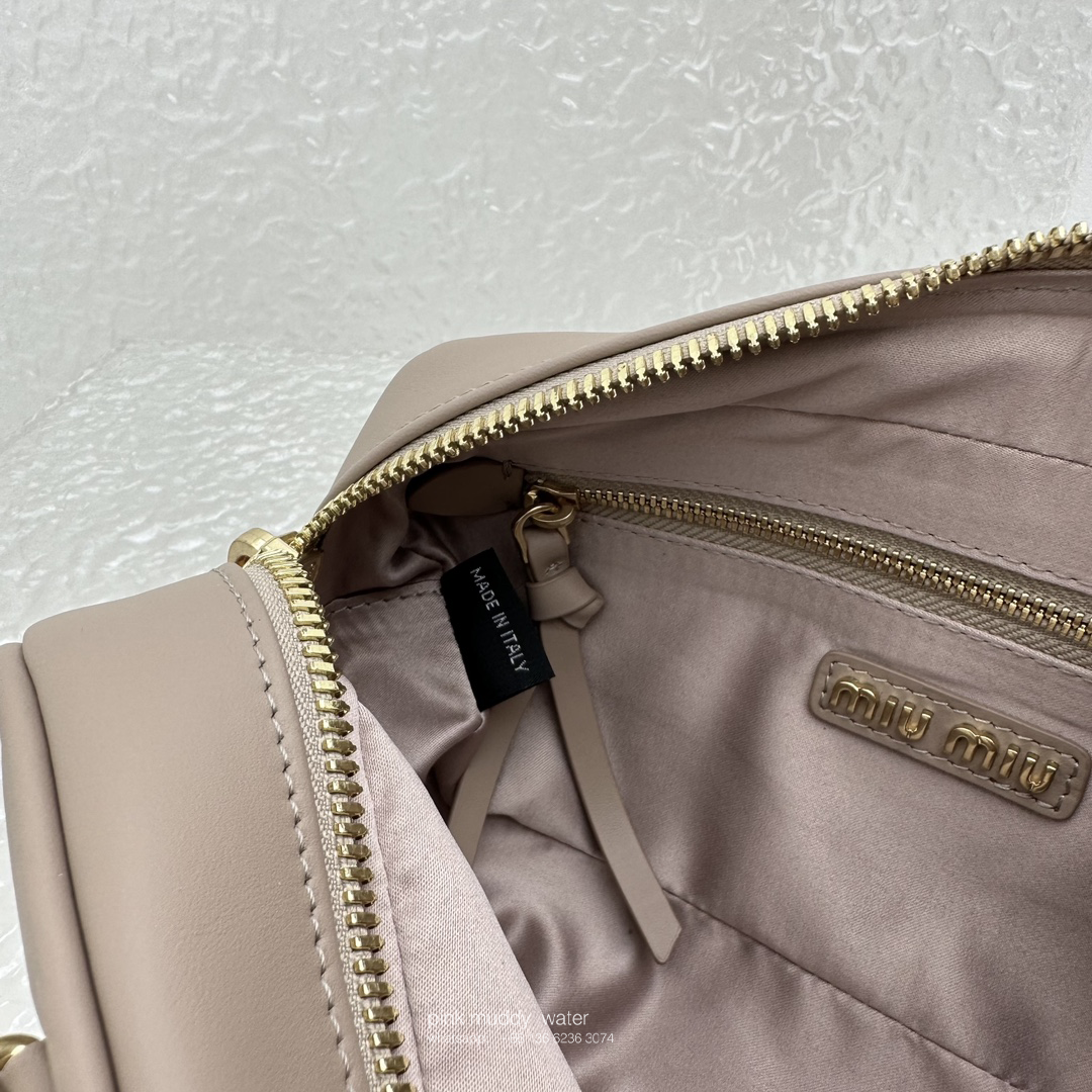 Arcadie leather handbag