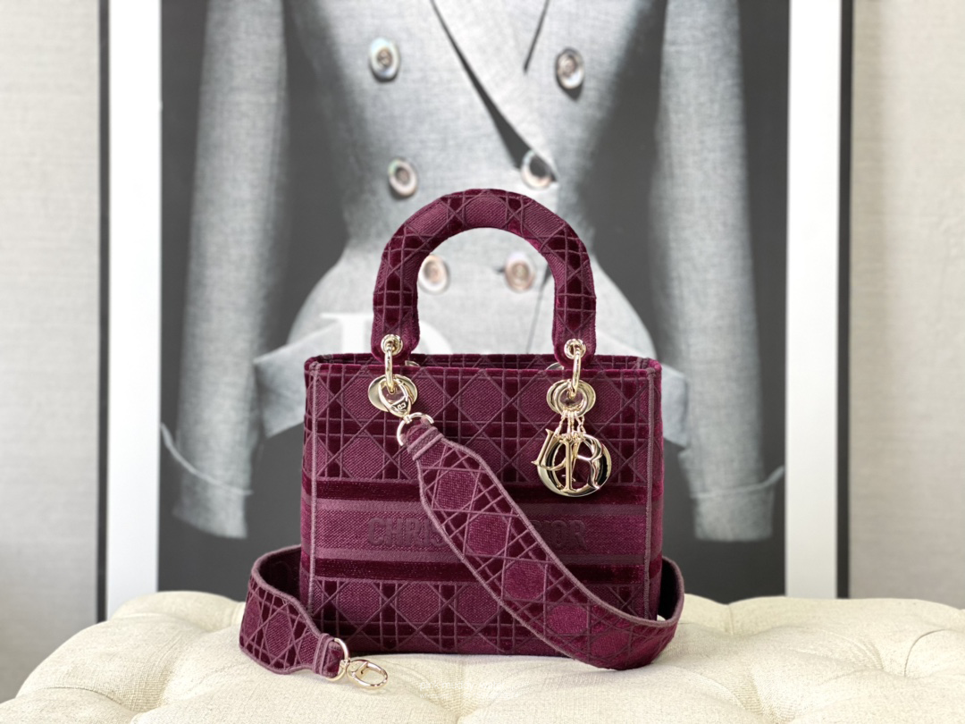 MEDIUM LADY D-LITE BAG