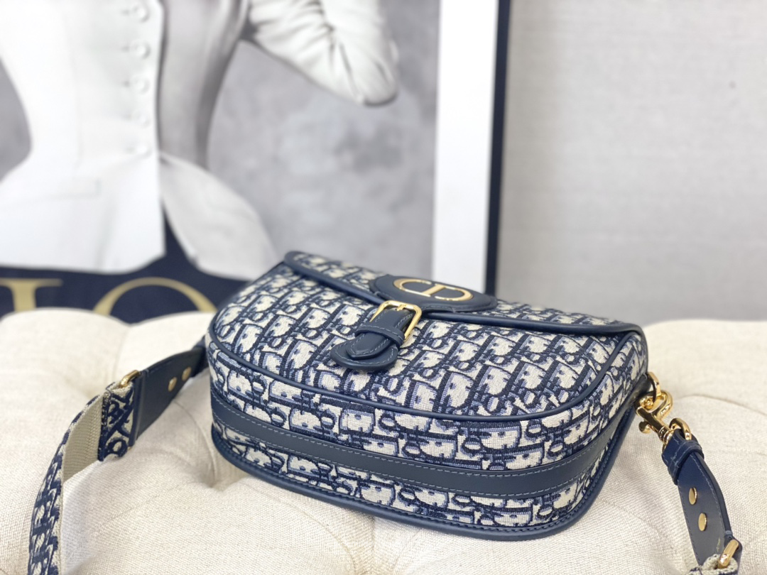 MEDIUM DIOR BOBBY BAG