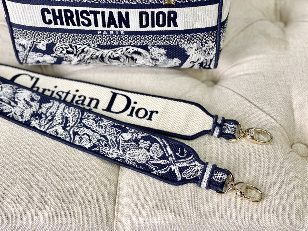 MEDIUM LADY D-LITE BAG