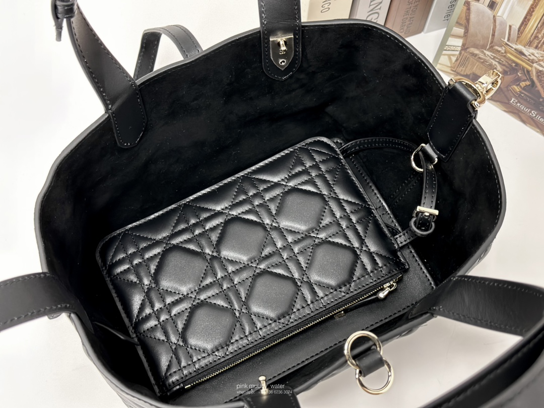 MEDIUM DIOR TOUJOURS BAG