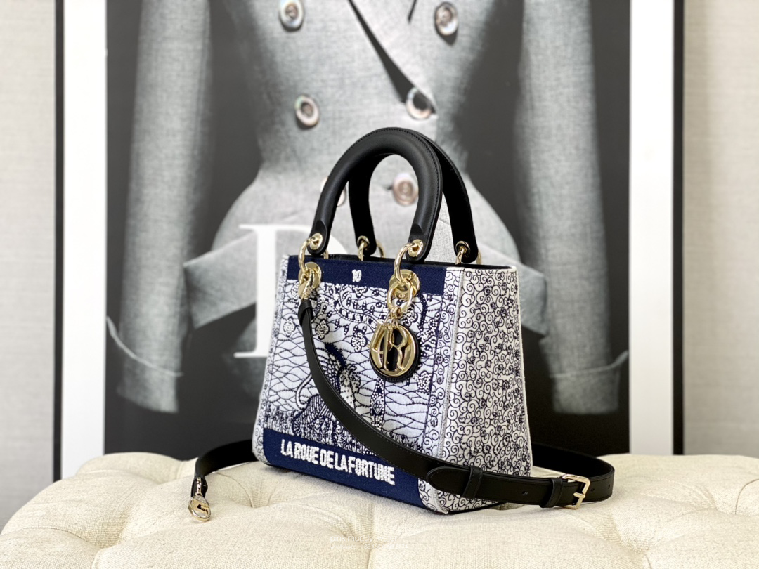 MEDIUM LADY D-LITE BAG