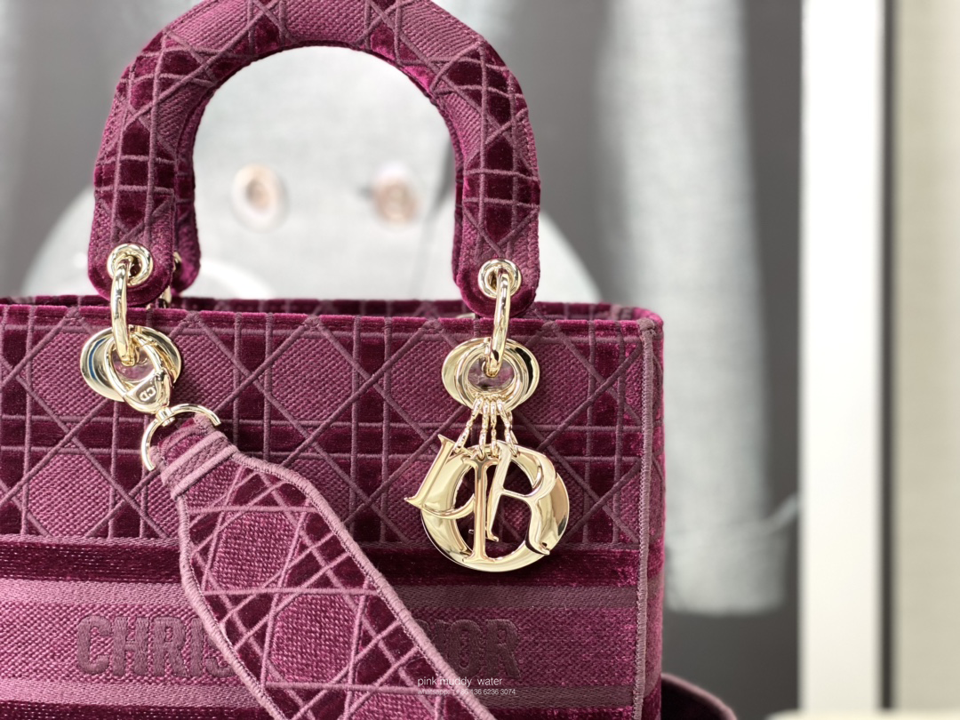 MEDIUM LADY D-LITE BAG