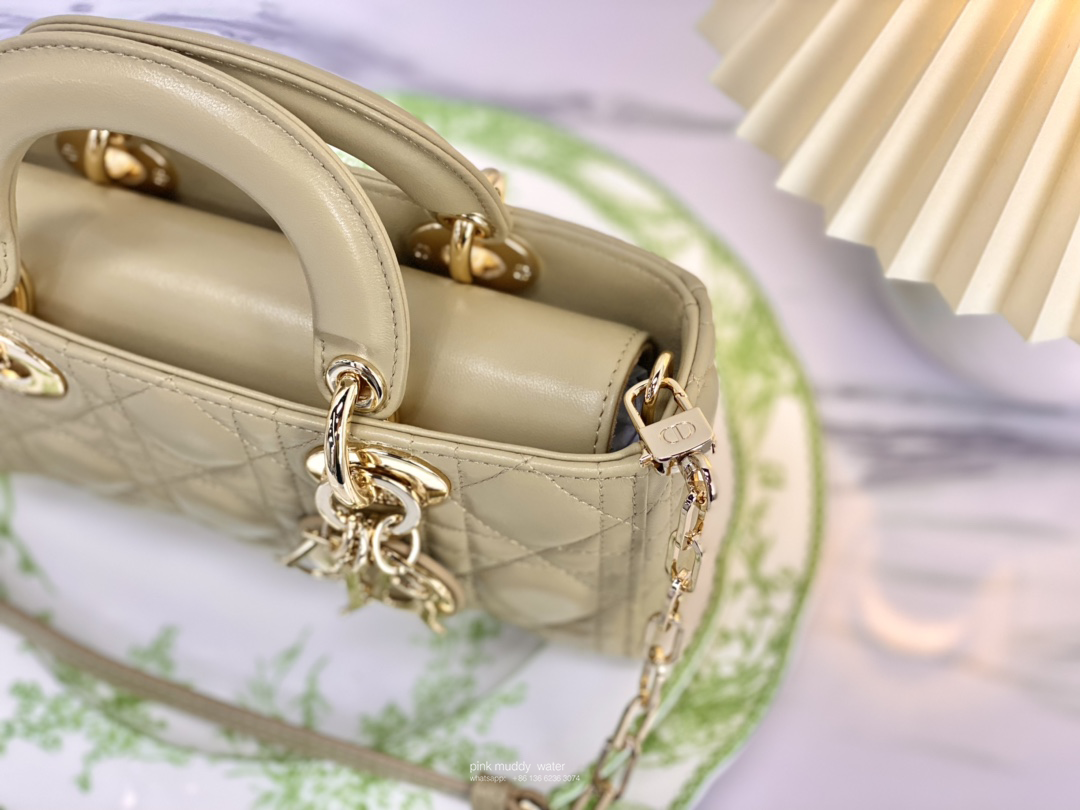 SMALL LADY D-JOY BAG