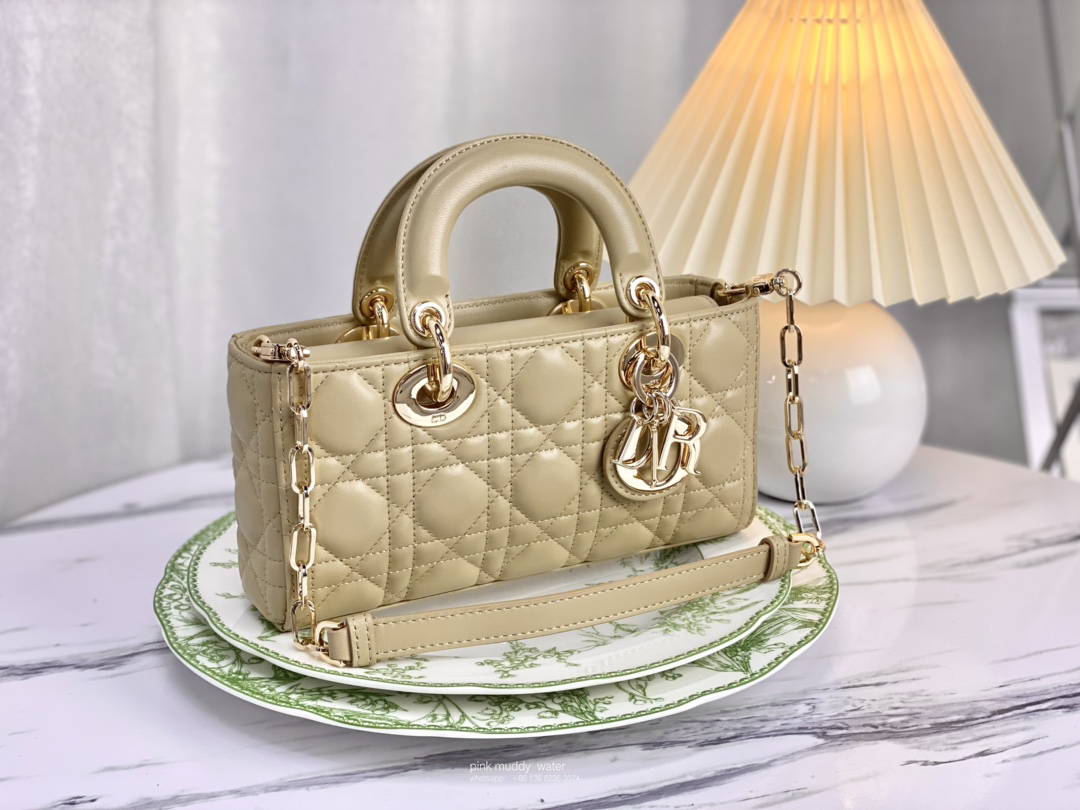 SMALL LADY D-JOY BAG