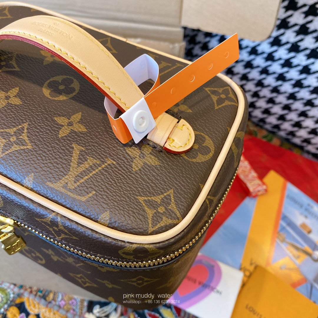 Louis Vuitton Bag