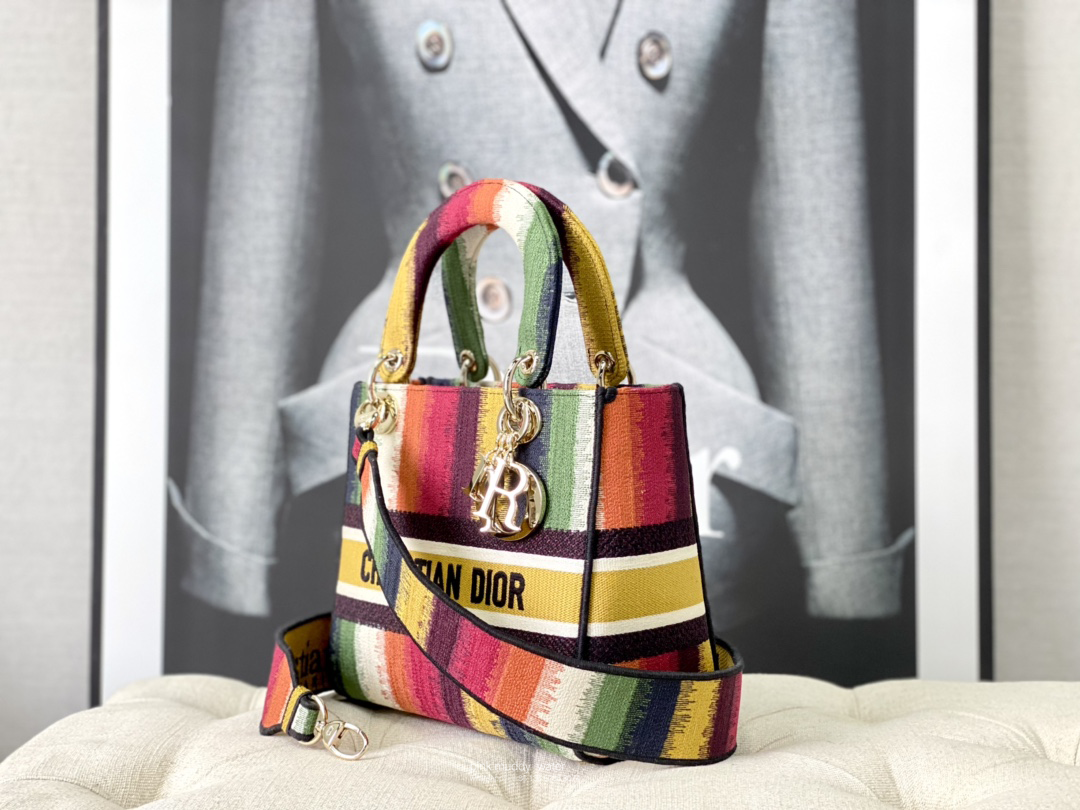 MEDIUM LADY D-LITE BAG