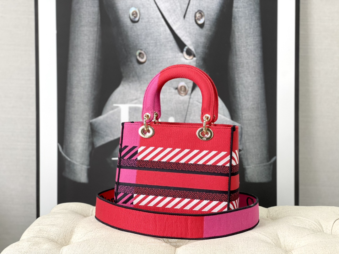 MEDIUM LADY D-LITE BAG