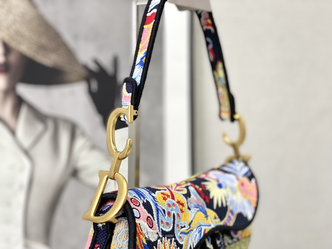 SADDLE BAG WITH STRAP