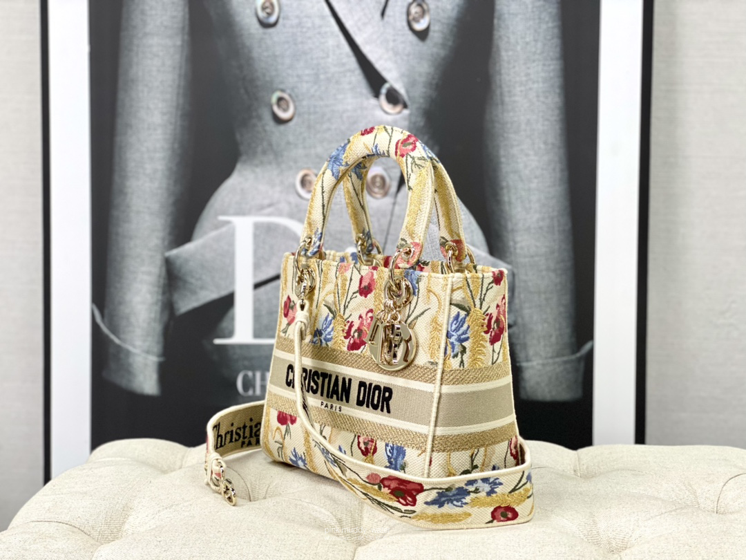 MEDIUM LADY D-LITE BAG