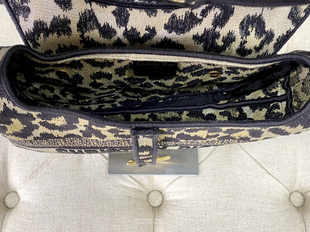 SADDLE BAG WITH STRAP