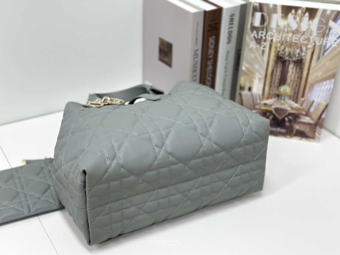 MEDIUM DIOR TOUJOURS BAG