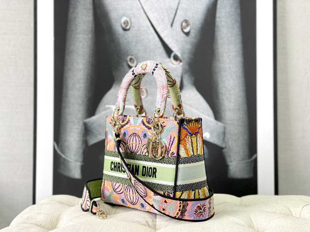 MEDIUM LADY D-LITE BAG