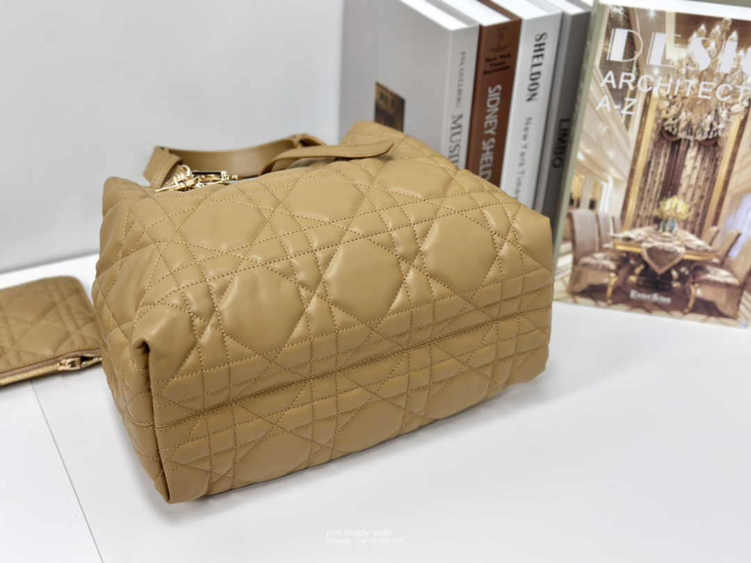 MEDIUM DIOR TOUJOURS BAG