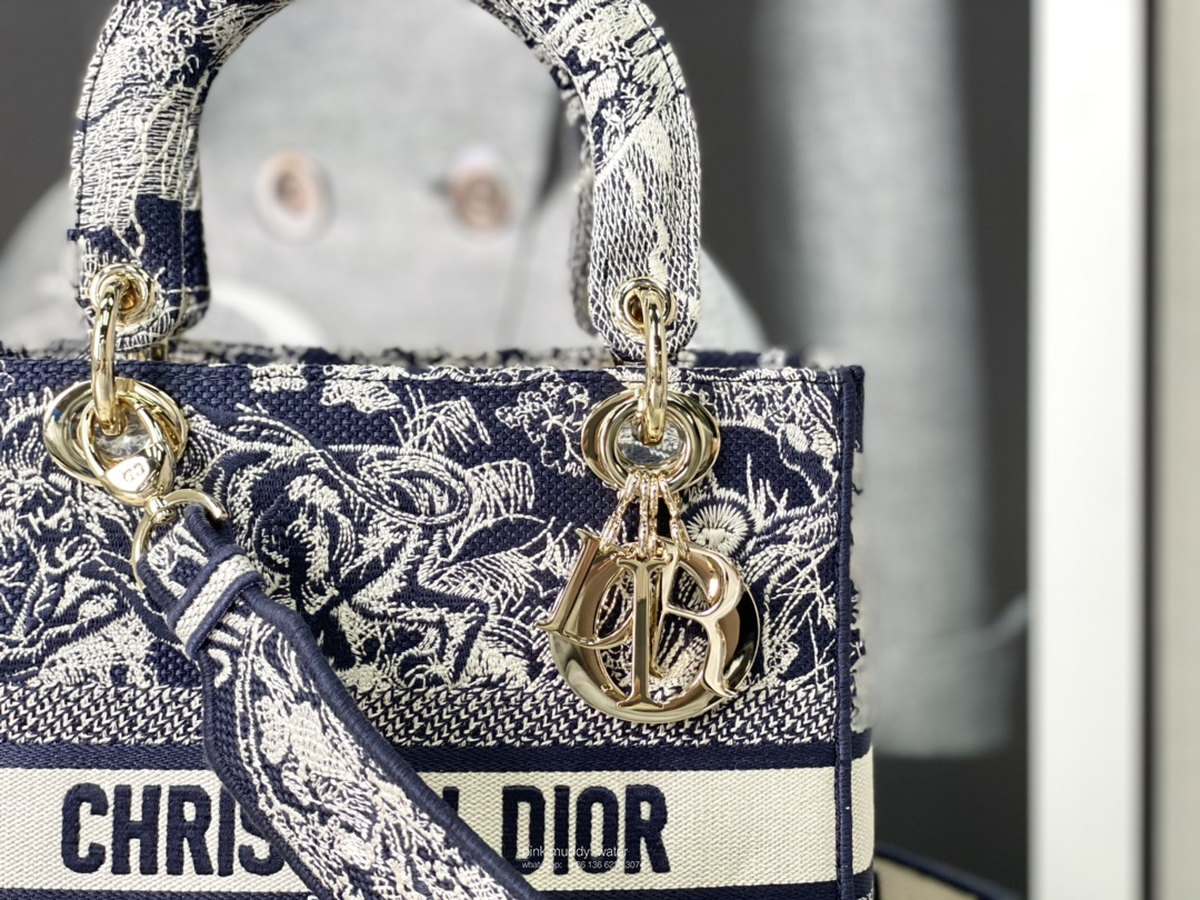 MEDIUM LADY D-LITE BAG