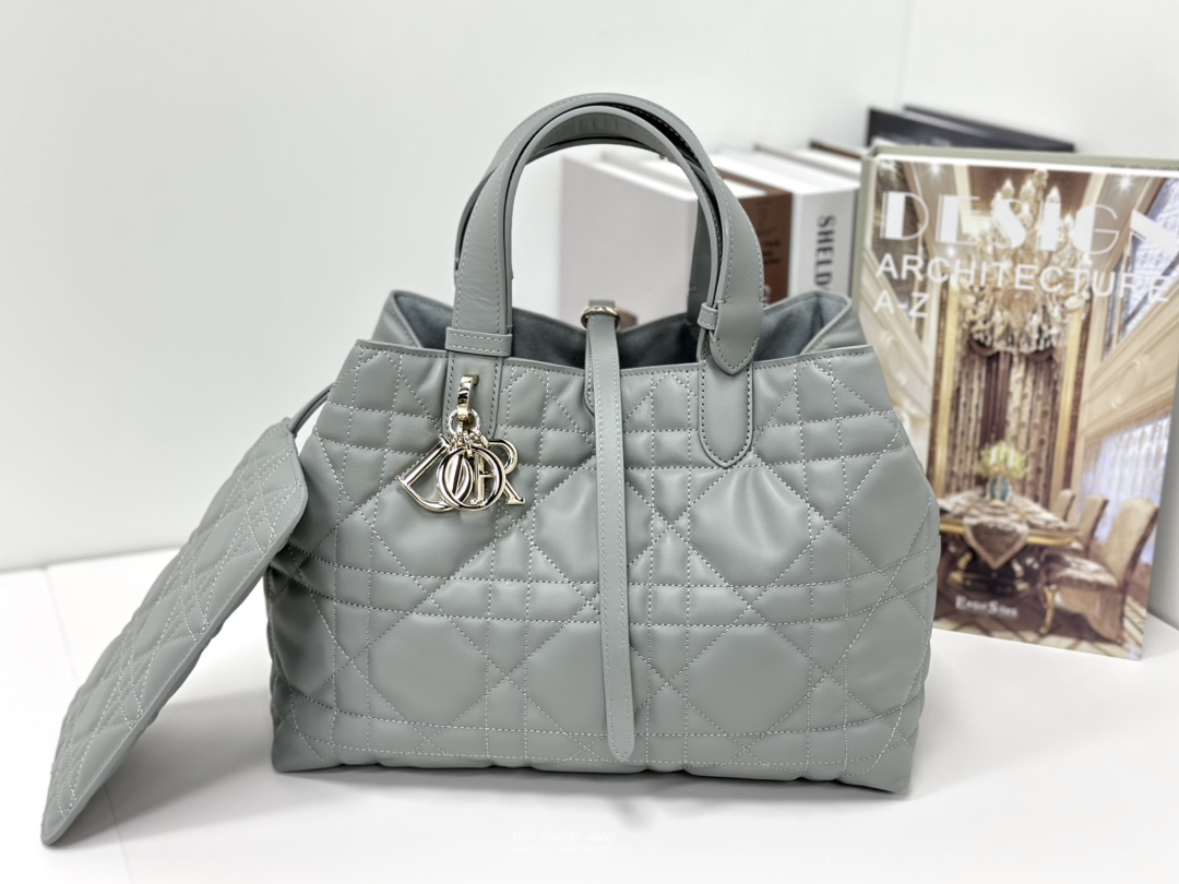 MEDIUM DIOR TOUJOURS BAG