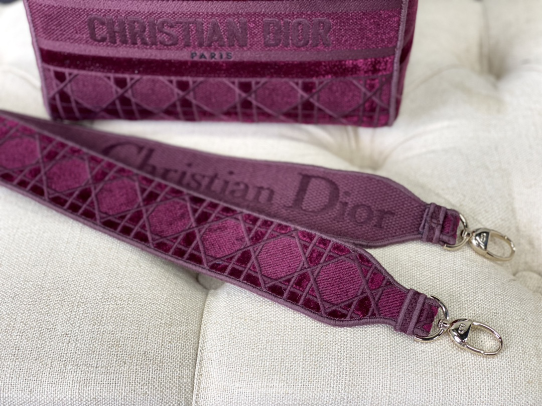 MEDIUM LADY D-LITE BAG