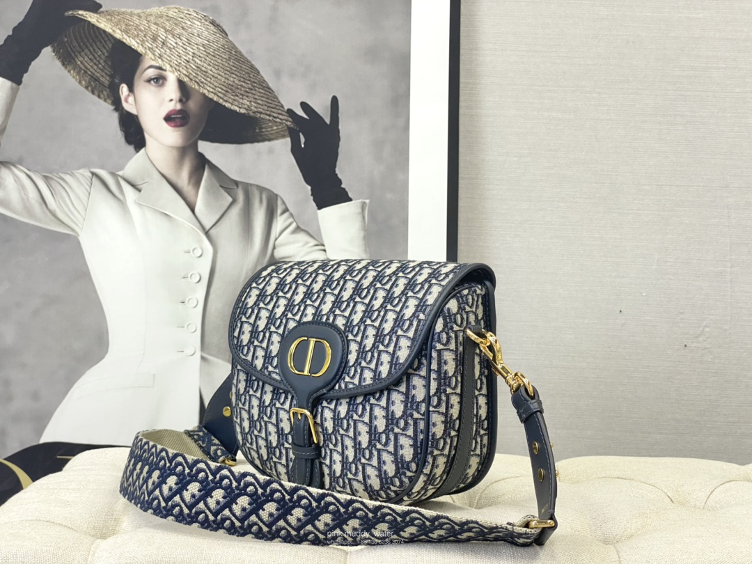 MEDIUM DIOR BOBBY BAG