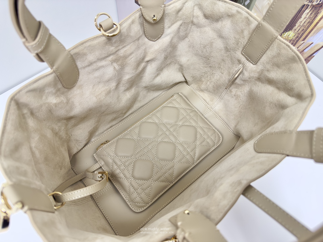 MEDIUM DIOR TOUJOURS BAG