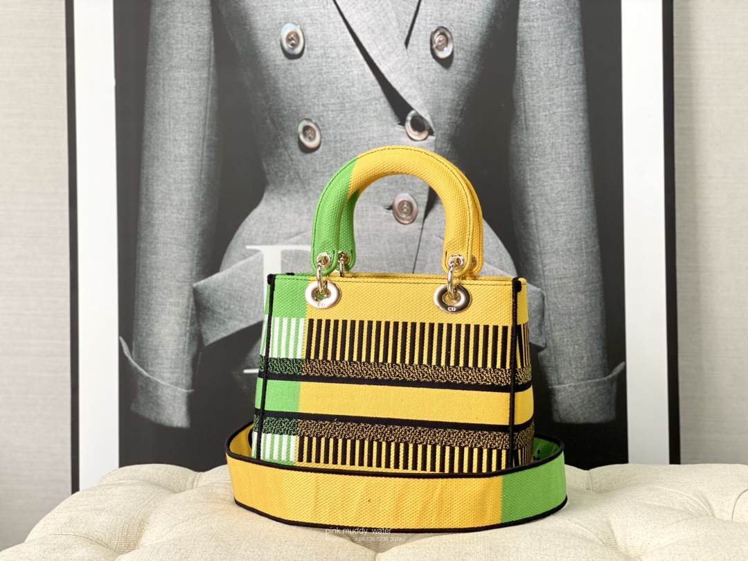 MEDIUM LADY D-LITE BAG