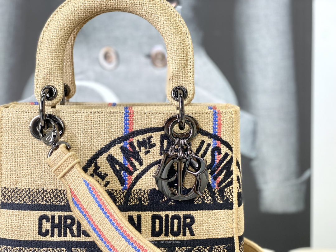 MEDIUM LADY D-LITE BAG