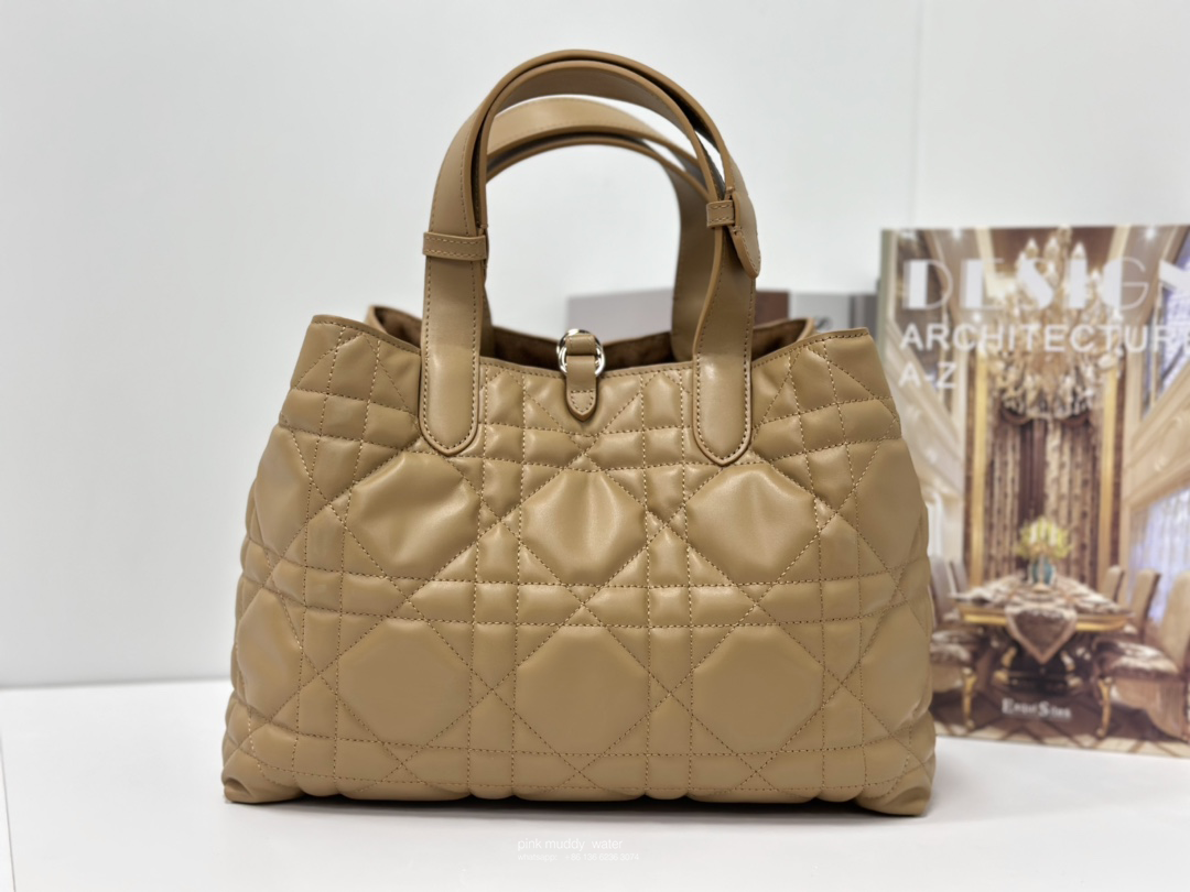 MEDIUM DIOR TOUJOURS BAG