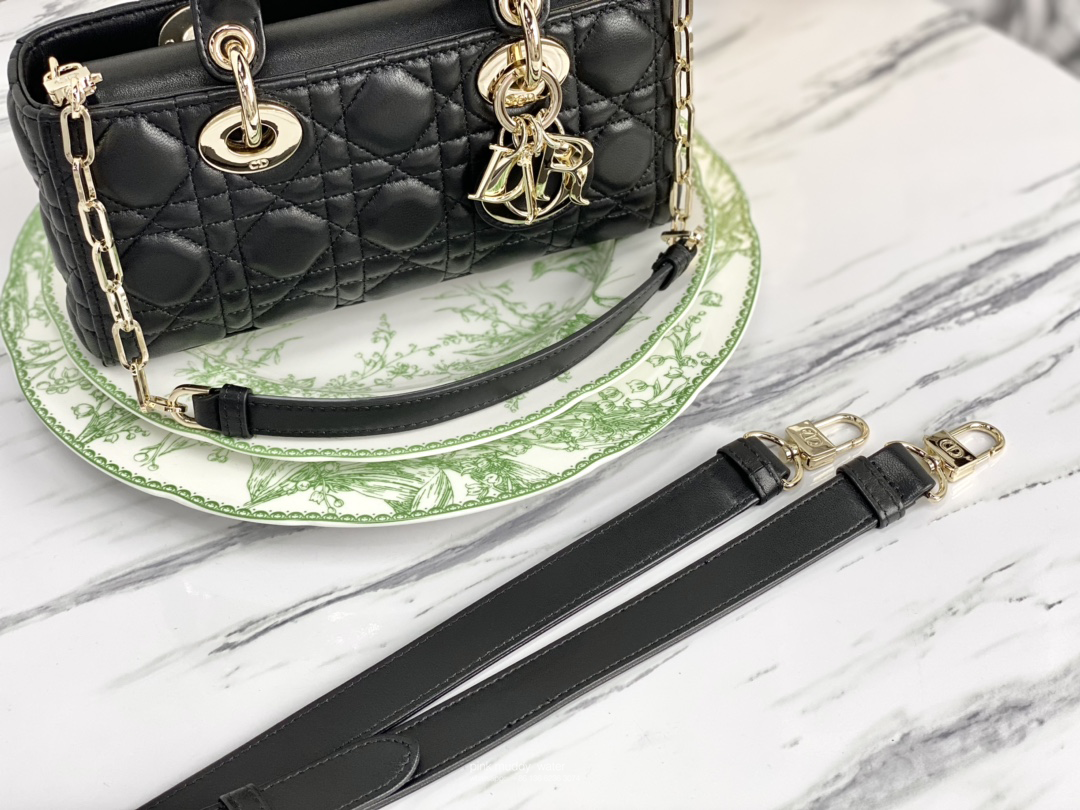 SMALL LADY D-JOY BAG