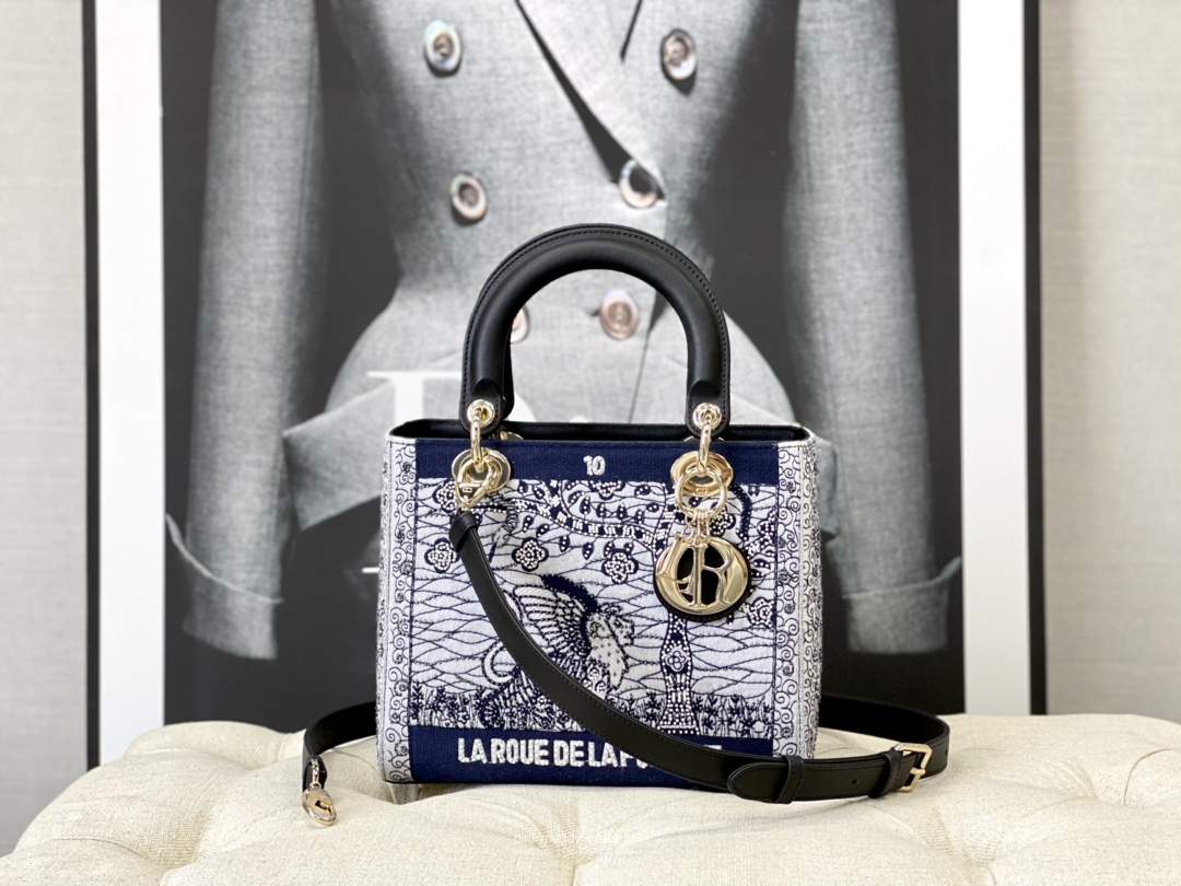 MEDIUM LADY D-LITE BAG