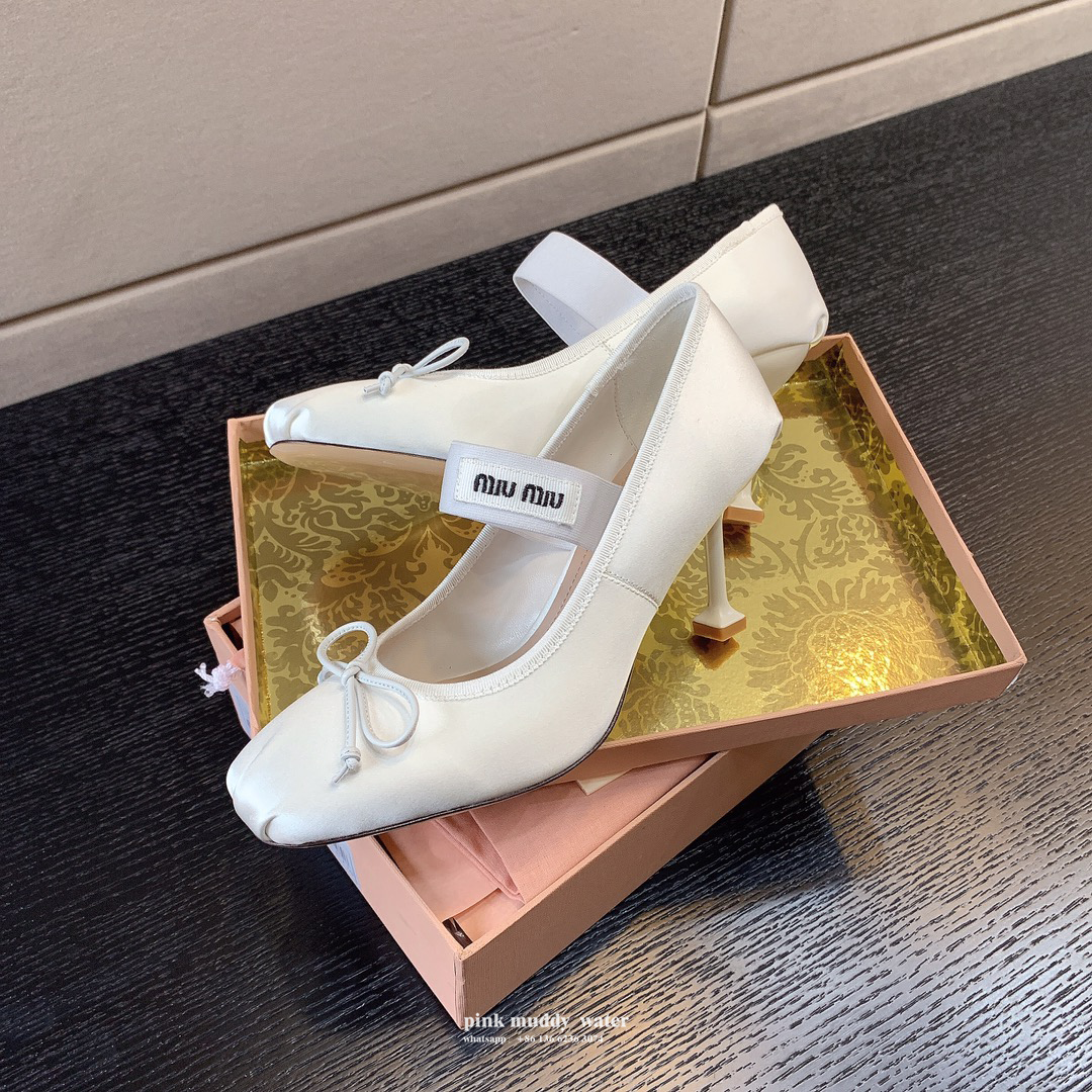 Satin high heel shoes