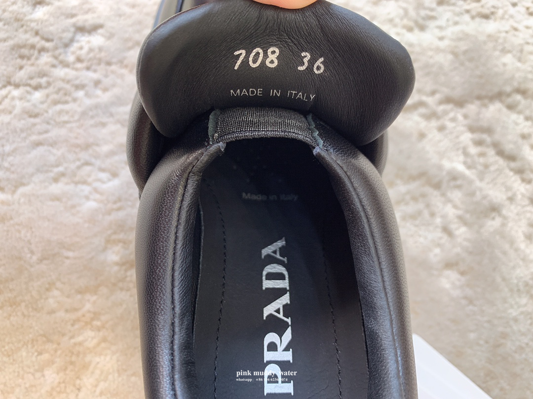 Soft padded nappa leather loafers