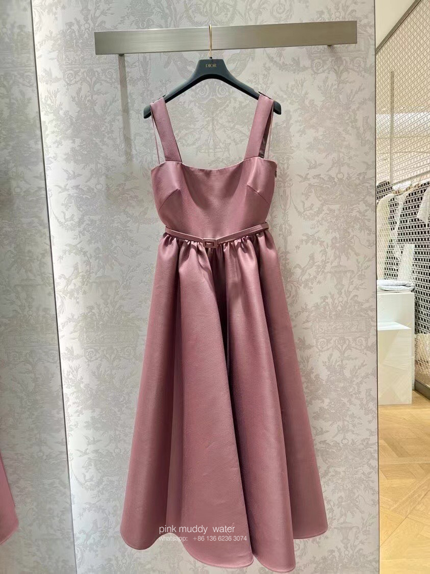 MID-LENGTH BELTED DRESS