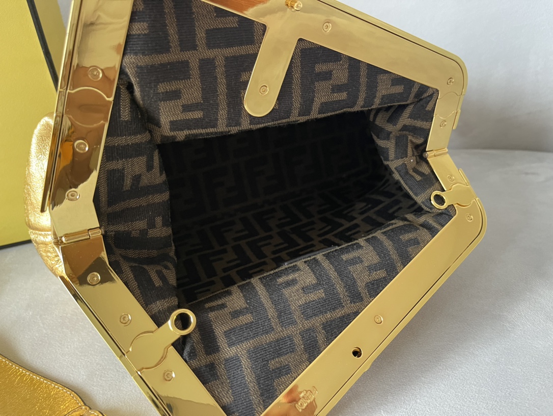 Fendi bag