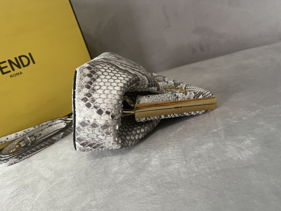 Fendi bag