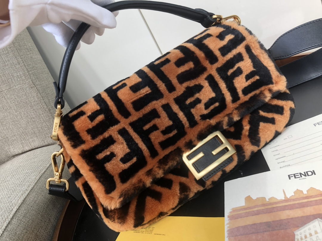 Fendi bag