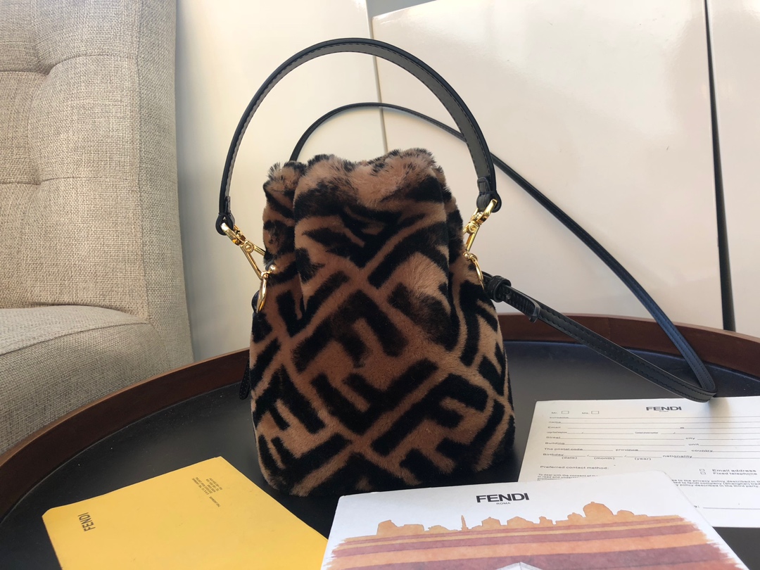 Fendi bag
