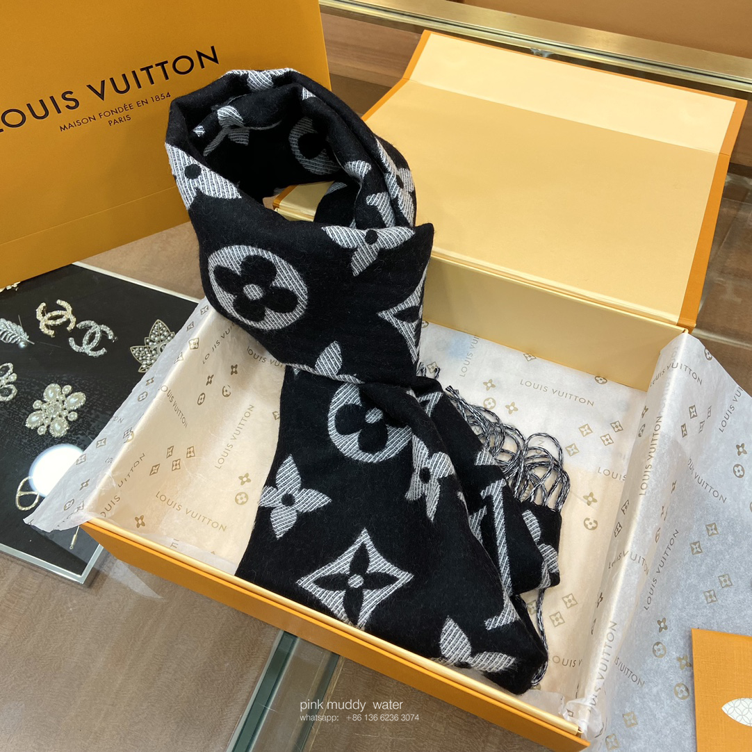 Louis vuitton Accessories