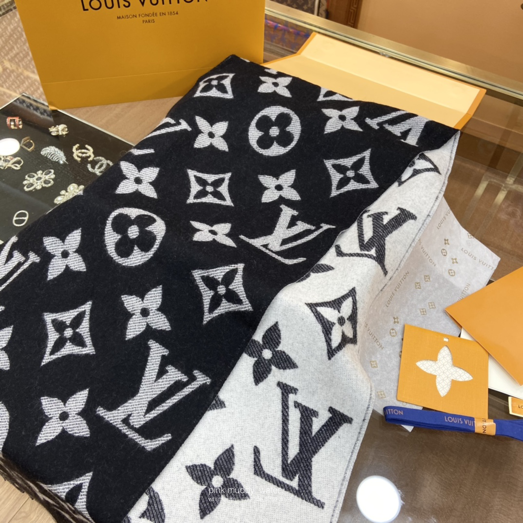 Louis vuitton Accessories