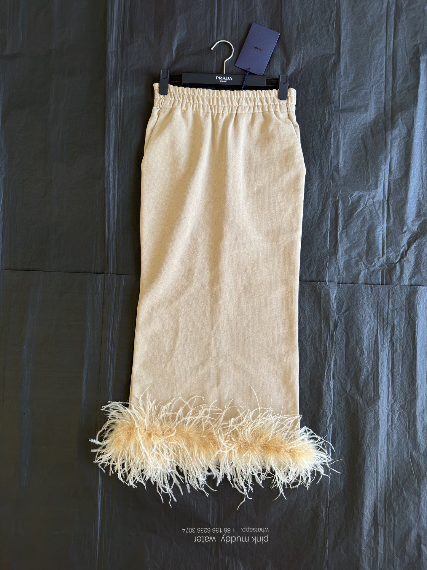 Crew-neck sweatshirt with feather trim