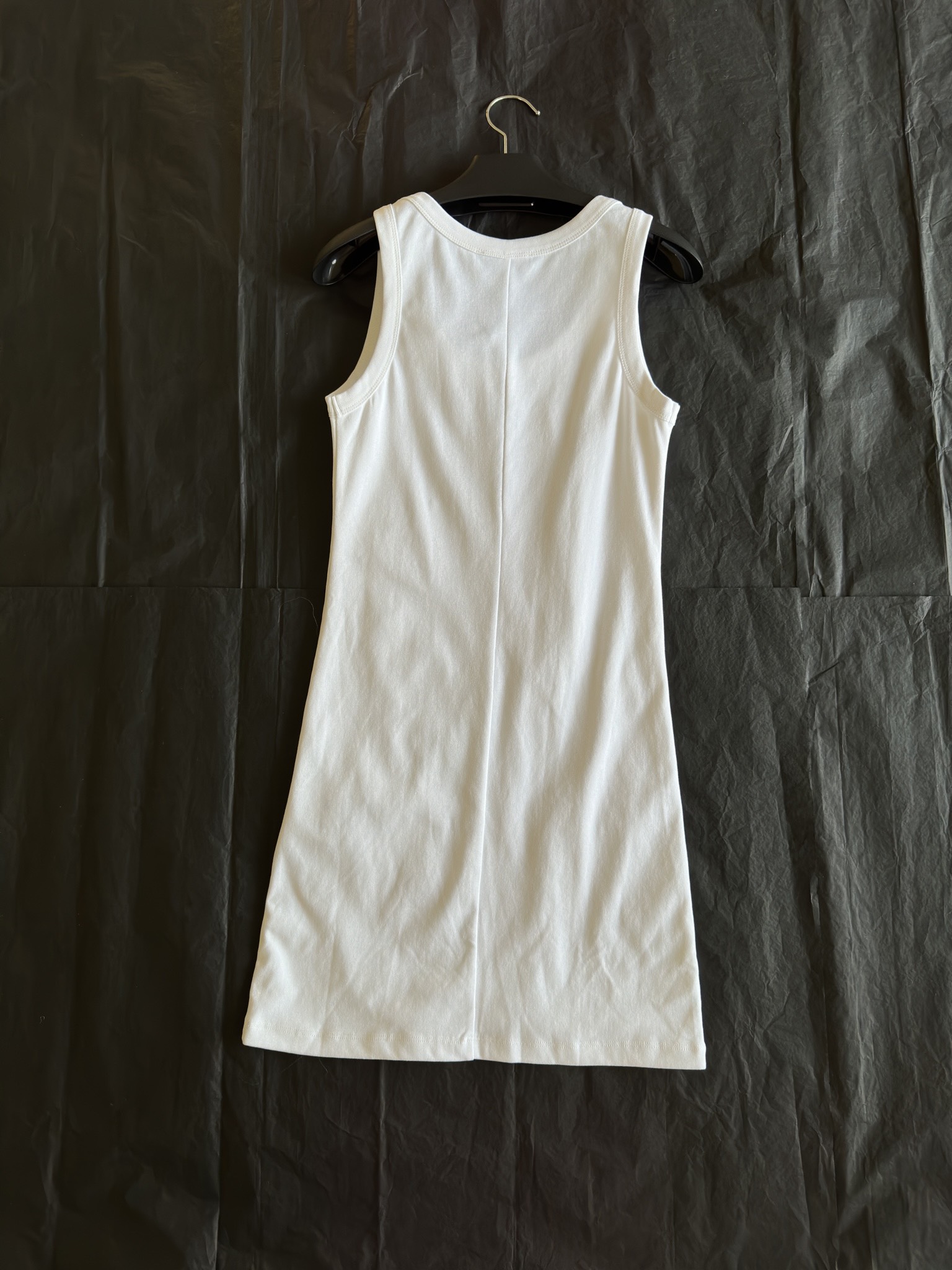 Ribbed knit jersey top with embroidery